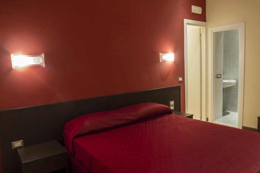 Bed and Breakfast Duomo 89 Neapel Zimmer foto